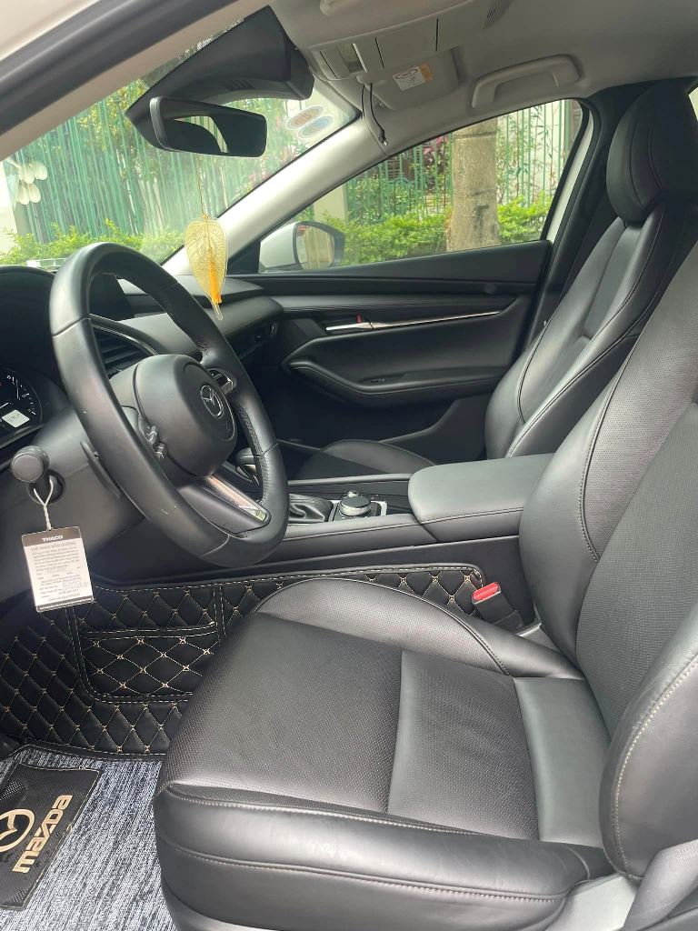 mazda 3 2021 trắng 2 (5)