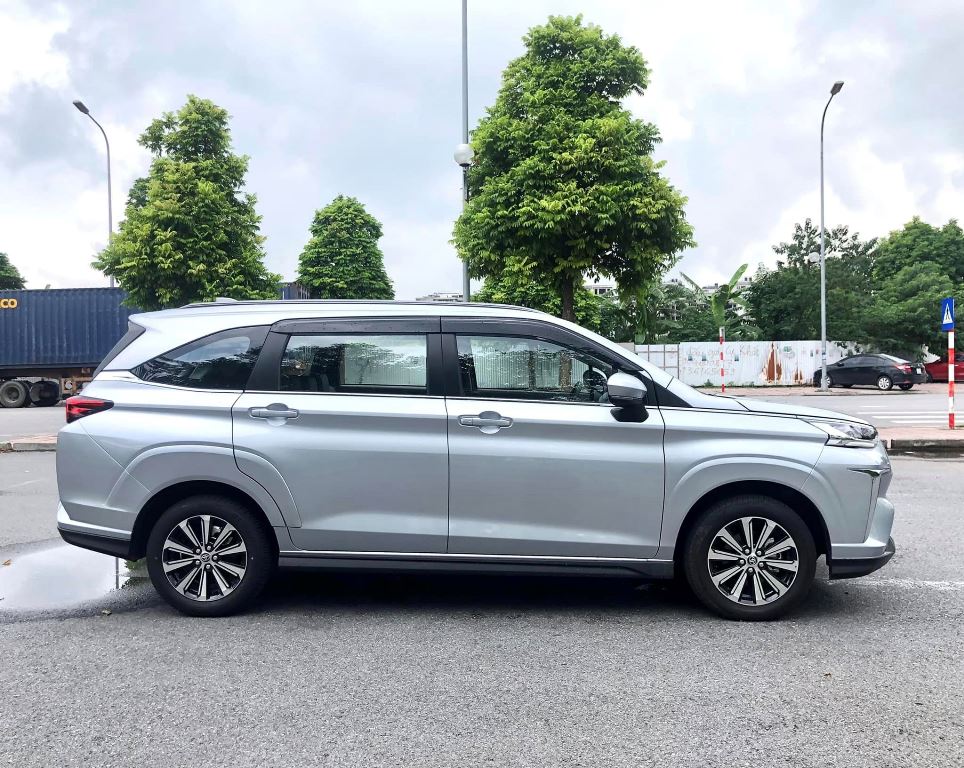 veloz 2022 bạc 1